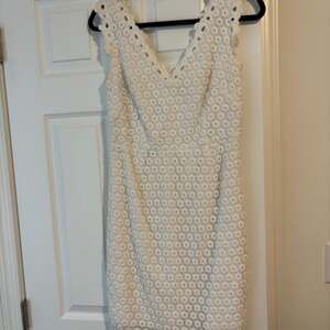 Lilly Pulitzer Preppy Reeve Resort White Papillon Lace Shift Dress Size 6